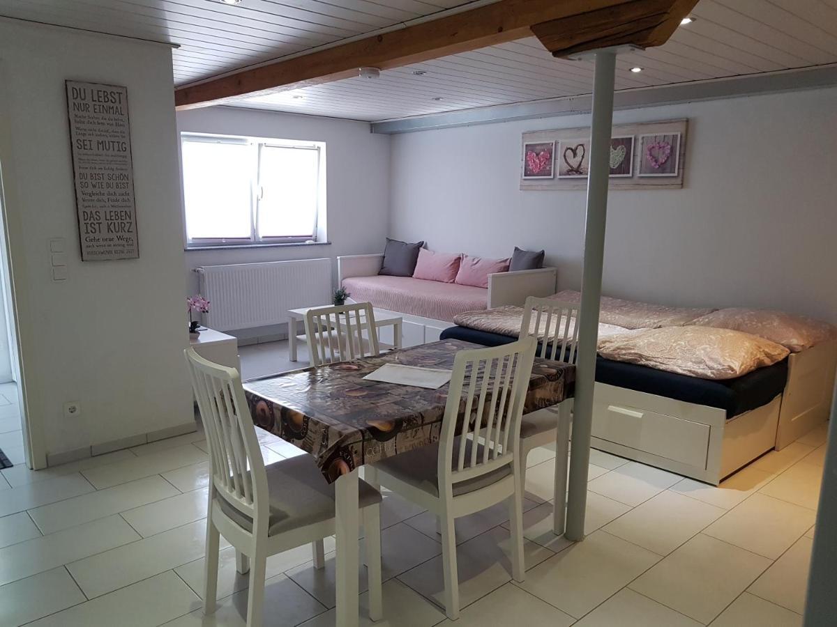 Ferienwohnung/Monteurzimmer Auf Dem Bauernhof Mörlenbach Exteriér fotografie