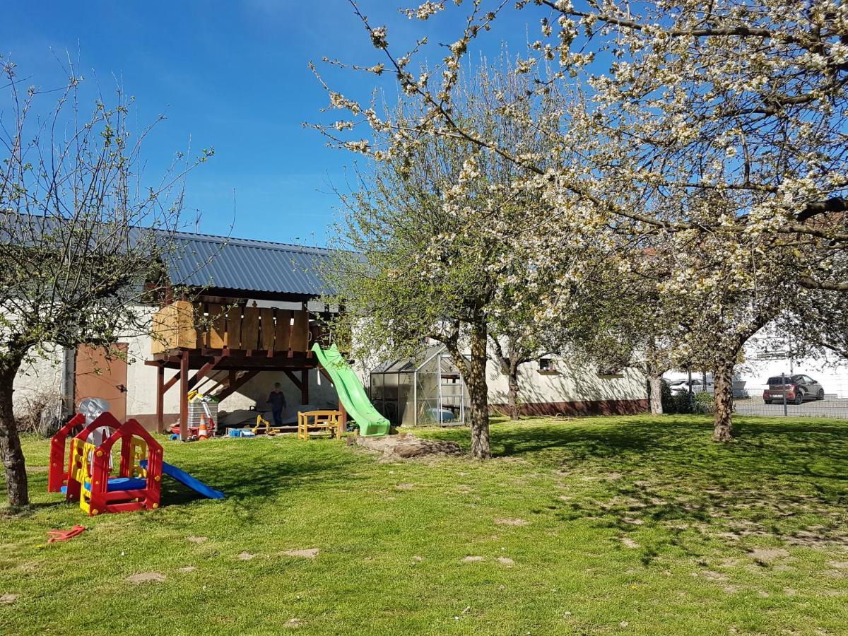 Ferienwohnung/Monteurzimmer Auf Dem Bauernhof Mörlenbach Exteriér fotografie