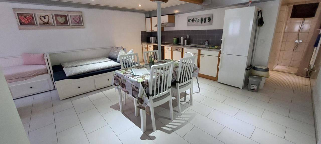 Ferienwohnung/Monteurzimmer Auf Dem Bauernhof Mörlenbach Exteriér fotografie