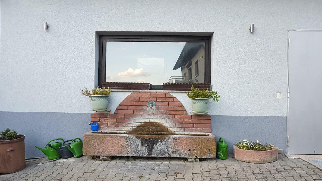 Ferienwohnung/Monteurzimmer Auf Dem Bauernhof Mörlenbach Exteriér fotografie